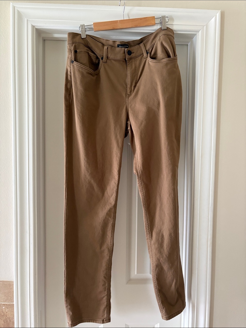 Banana Republic Men's Straight-Leg Jeans in Brown